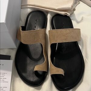 Kyma Leipsoi X Sandal Sand Suede